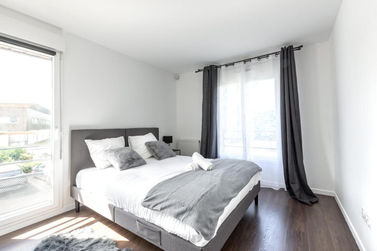 La Canopee By Plaza Serris Exterior photo